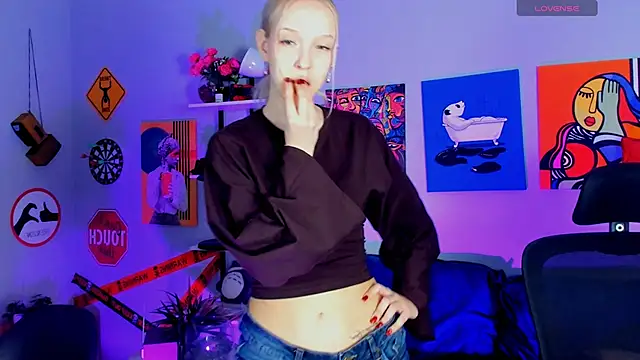 MaoqiBeverly: онлайн-секс-чат