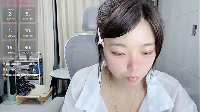 Puting_q élő XXX-chatje