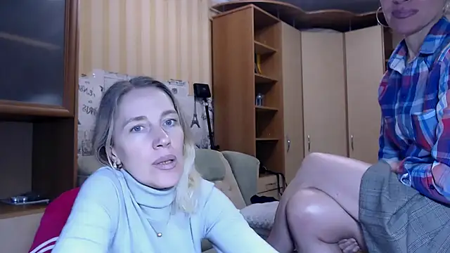 Javelinka 现场XXX聊天