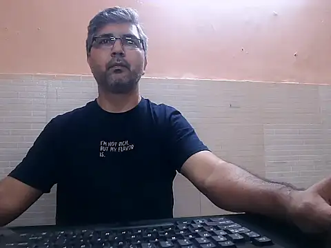 AerifiedLivelongのウェブカメラショー