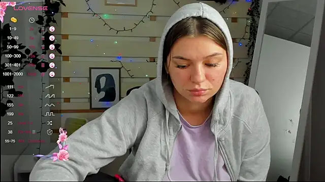 Josephine_Kiss Live XXX-Chat