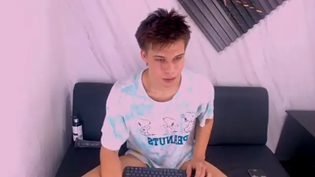 Liam_York_ 网络视讯表演