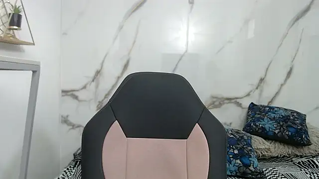 Lindsey8's Live XXX Chat