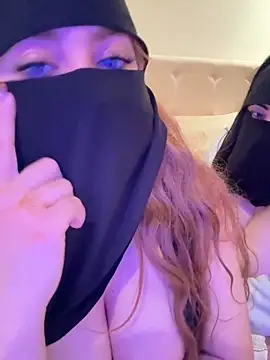 Divas_Arab_girls Adlı Modelin Web Kamerası Şovu