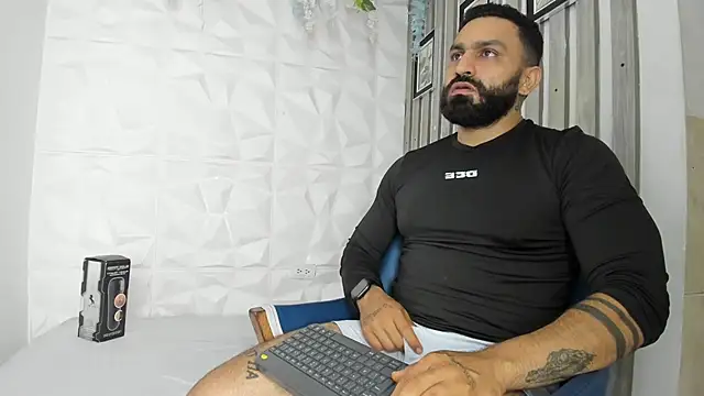 Chat XXX en directo de LeonidasKaiser