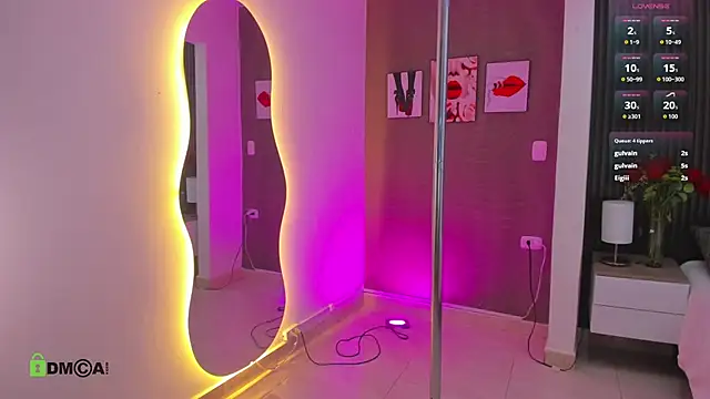 Dulcecooper1 লাইভ XXX চ্যাট