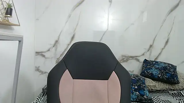 Lindsey8's Live XXX Chat