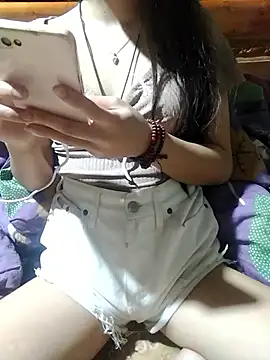 DoliceGirl2k Pertunjukan Webcam