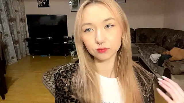 PinkTraible: онлайн-секс-чат