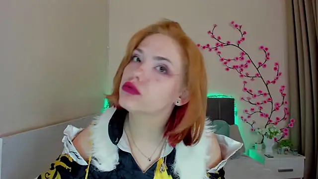 Онлайн чат XXX DellaRows