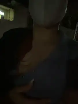 May-Squirt 网络视讯表演