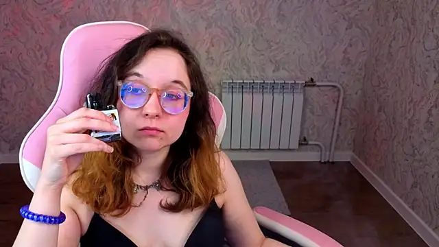 Aleks-casterのライブXXXチャット