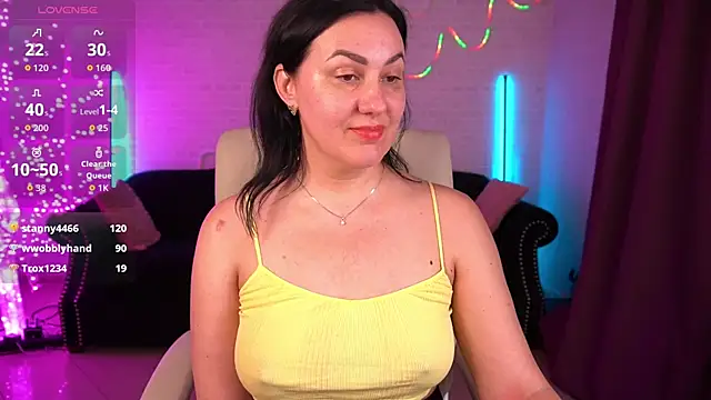 دردشة VelvetLuck الجنسية المباشرة