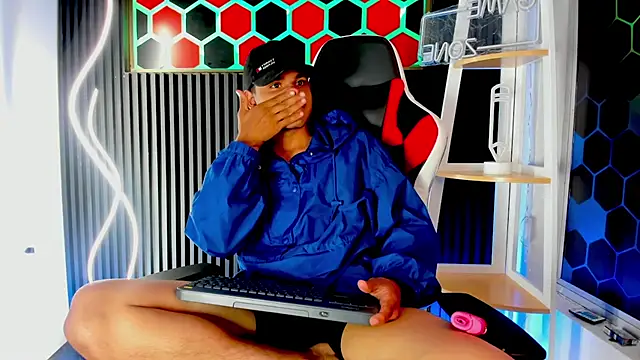 Webkamerová show Ikaika_Kalani