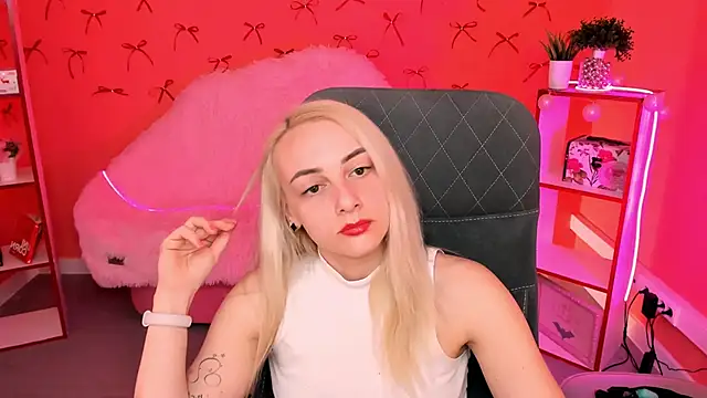 Chatroom XXX en direct de CarolMoor