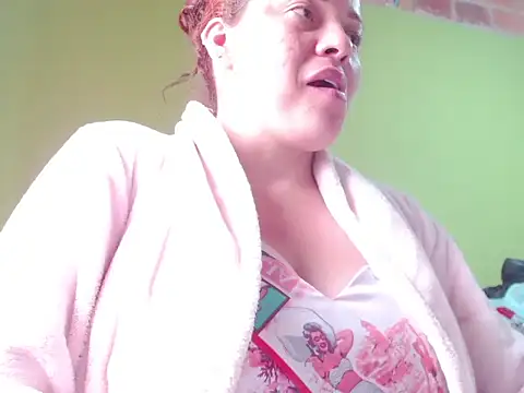 hoonney Chat XXX in diretta