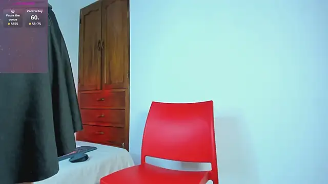 HollyGrey_ Chat XXX in diretta