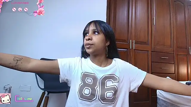 ShayMilleer 라이브 XXX 채팅