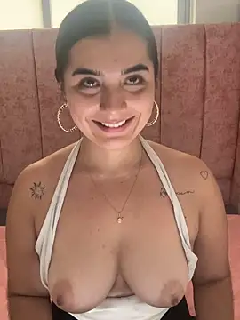 Chatroom XXX en direct de salomecute21