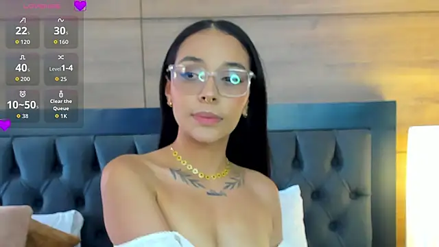 Roseaurora's Live XXX Chat