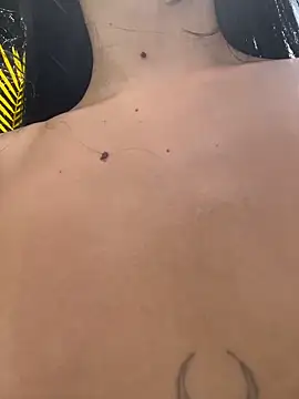 BadLilAngelXXX লাইভ XXX চ্যাট