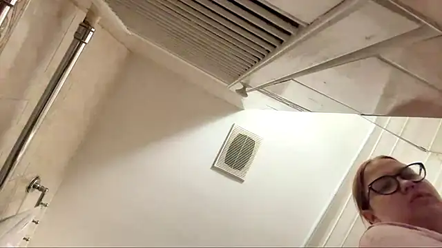 Emely_Cute – Live XXX-chat