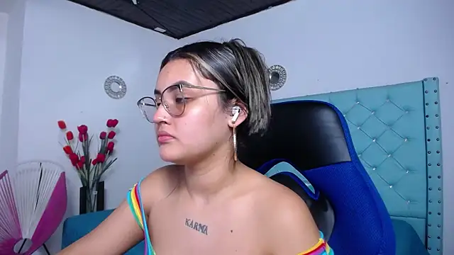 kathe-mills235 Chat XXX in diretta