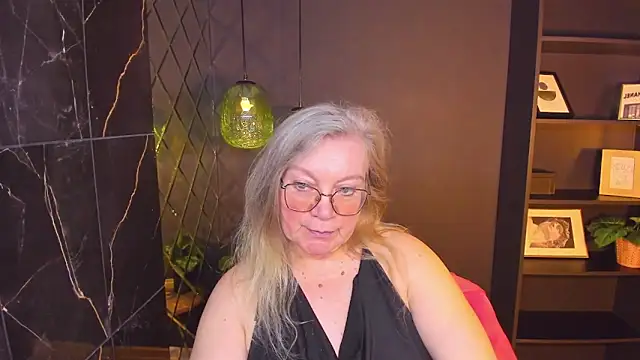 NataliMellow's Live XXX Chat