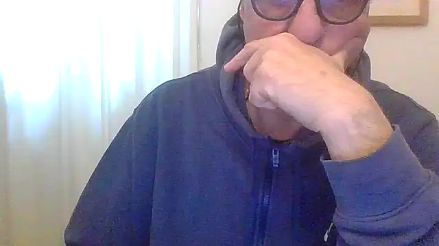 Show modela ANONIMO7735 na web-kameri