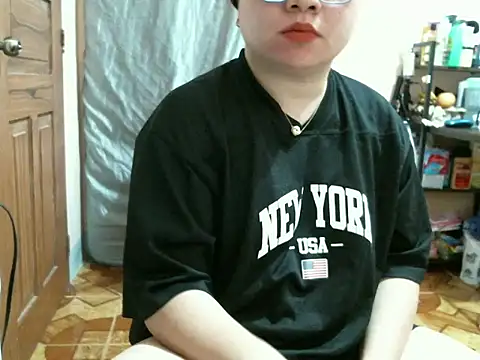 im_your_secret's Live XXX Chat