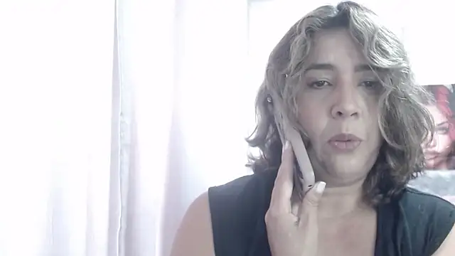 دردشة Victoria_meester الجنسية المباشرة