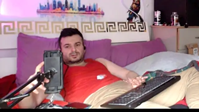 Show de iuligruia69 na webcam