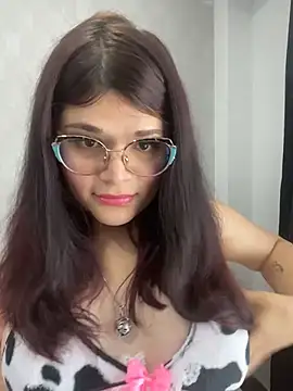 dayis_butera Adlı Modelin Canlı XXX Sohbeti