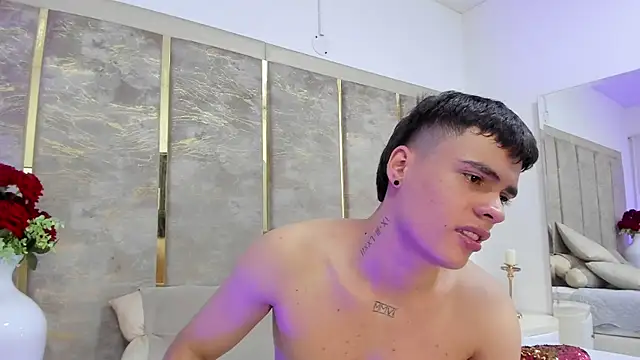 BenitoSaenz Chat XXX live