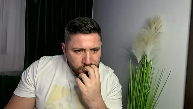 Gold_Alpha_Boy Webcam Show