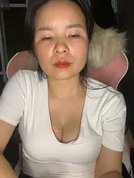 Chat XXX en directo de Ivy_Trix2