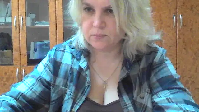 Show modela KaterinaVoroncova na web-kameri