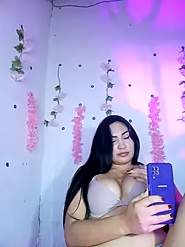 Chat XXX en directo de Emy_cutee