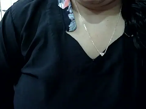 Chat XXX en directo de Cute_Aliyaa