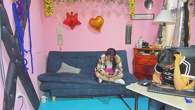 lesbiancuple Show Webcam