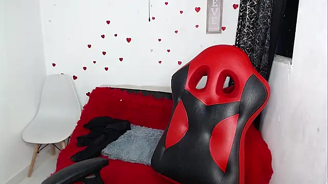 sven_fox723 Adlı Modelin Web Kamerası Şovu