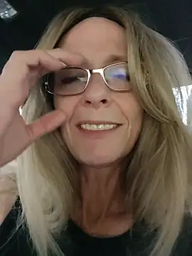 XXX chat uživo modela Sacha_Scorp