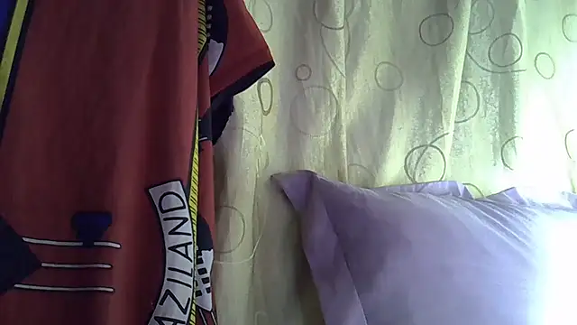 AddictiveAssCurves: вебкам-шоу