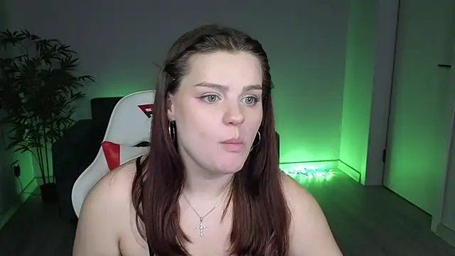 MilkyPop_ Adlı Modelin Canlı XXX Sohbeti