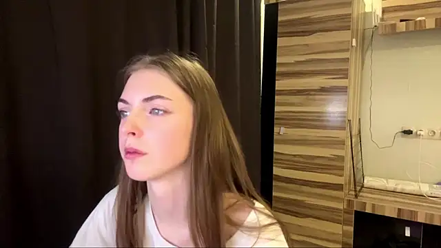 PollyDream Adlı Modelin Canlı XXX Sohbeti