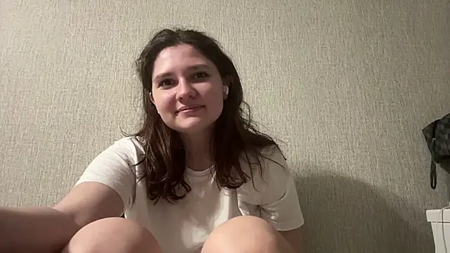 Emmiebutwihu Adlı Modelin Canlı XXX Sohbeti