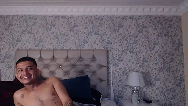 TurnerStar: απευθείας συνομιλία ΧΧΧ