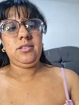 ZaidaWet's Live XXX Chat