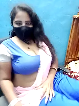 Chat XXX ao vivo de tamil_Vennila