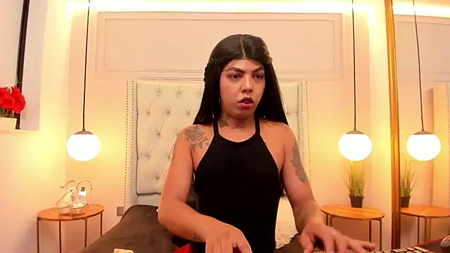 MiiaRestrepo Adlı Modelin Canlı XXX Sohbeti